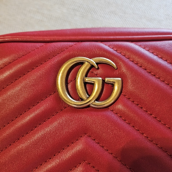 Gucci Marmont Mini Crossbody Bag - Picture 7 of 11